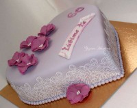 /album/torty-s-kvetmi/dsc08506-fialove-srdce-aug-2014-800-jpg/